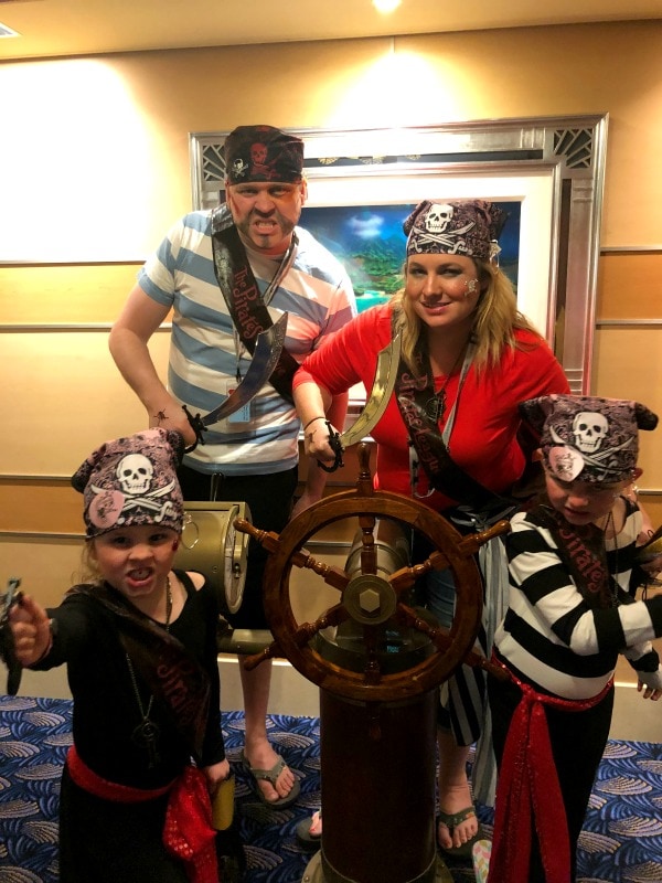 10 Must-Have Pirate Night Outfit Ideas for Your Disney Cruise
