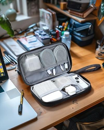 Our Game-Changing Travel Companion: The Essential Organizer